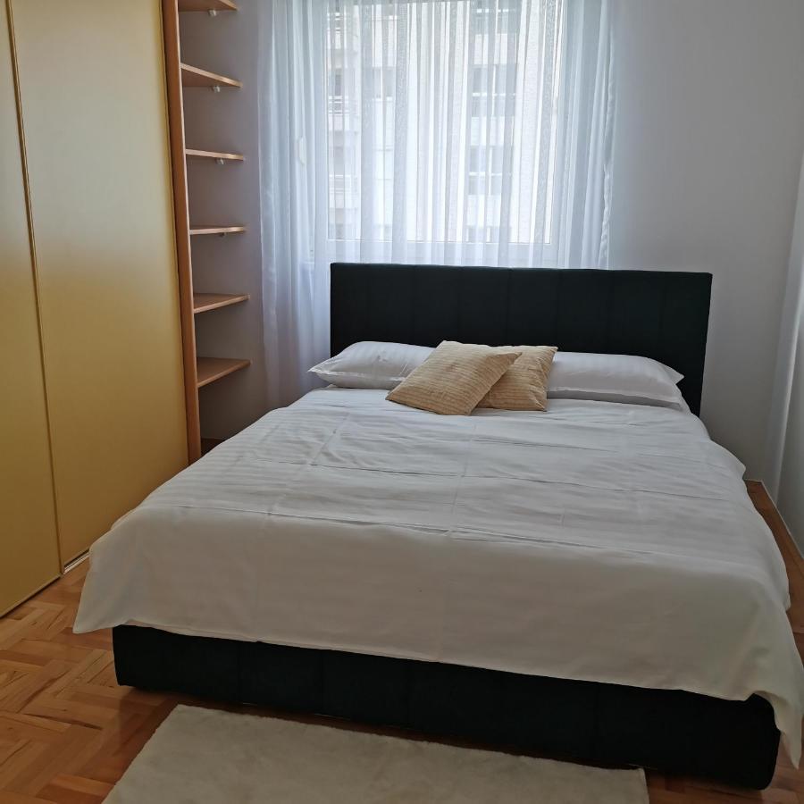 Family Apartment Тузла Екстериор снимка